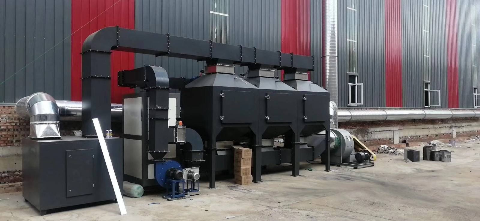 噴漆房廢氣處理?yè)碛心男┏R?jiàn)設(shè)備?